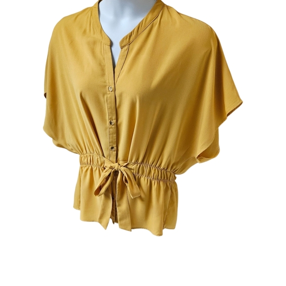 SWEETRAIN Plus Size Short Sleeve Tie Front Button Front Blouse 3X NWOT - Picture 3 of 13